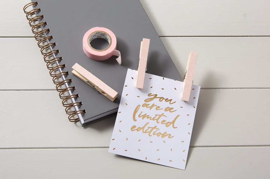 Pale Pink Glitter Note Holders